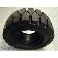 青島市轎車輪胎批發(fā)與供應(yīng) 從廠家到導(dǎo)絲輪的產(chǎn)業(yè)鏈解析